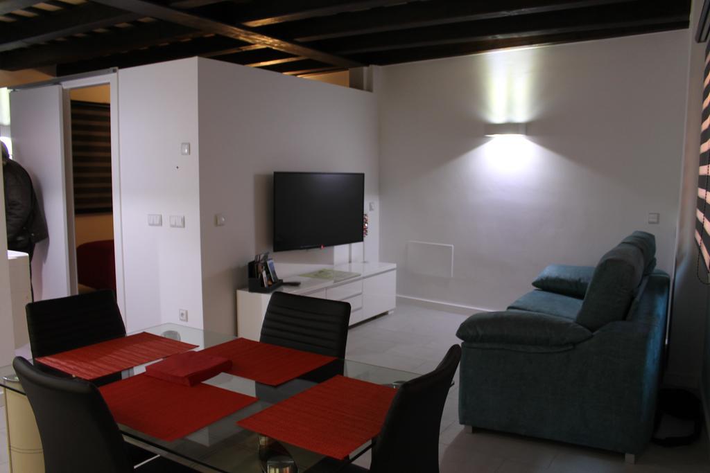 Apartaments Y Habitacions Entre Volcans オロト 部屋 写真