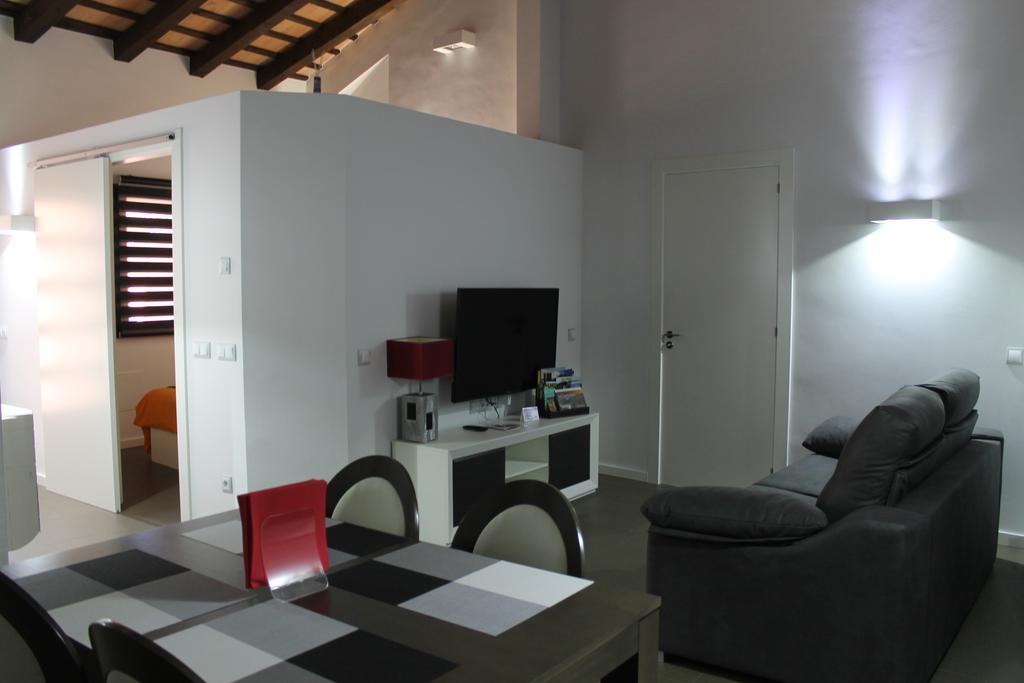 Apartaments Y Habitacions Entre Volcans オロト エクステリア 写真